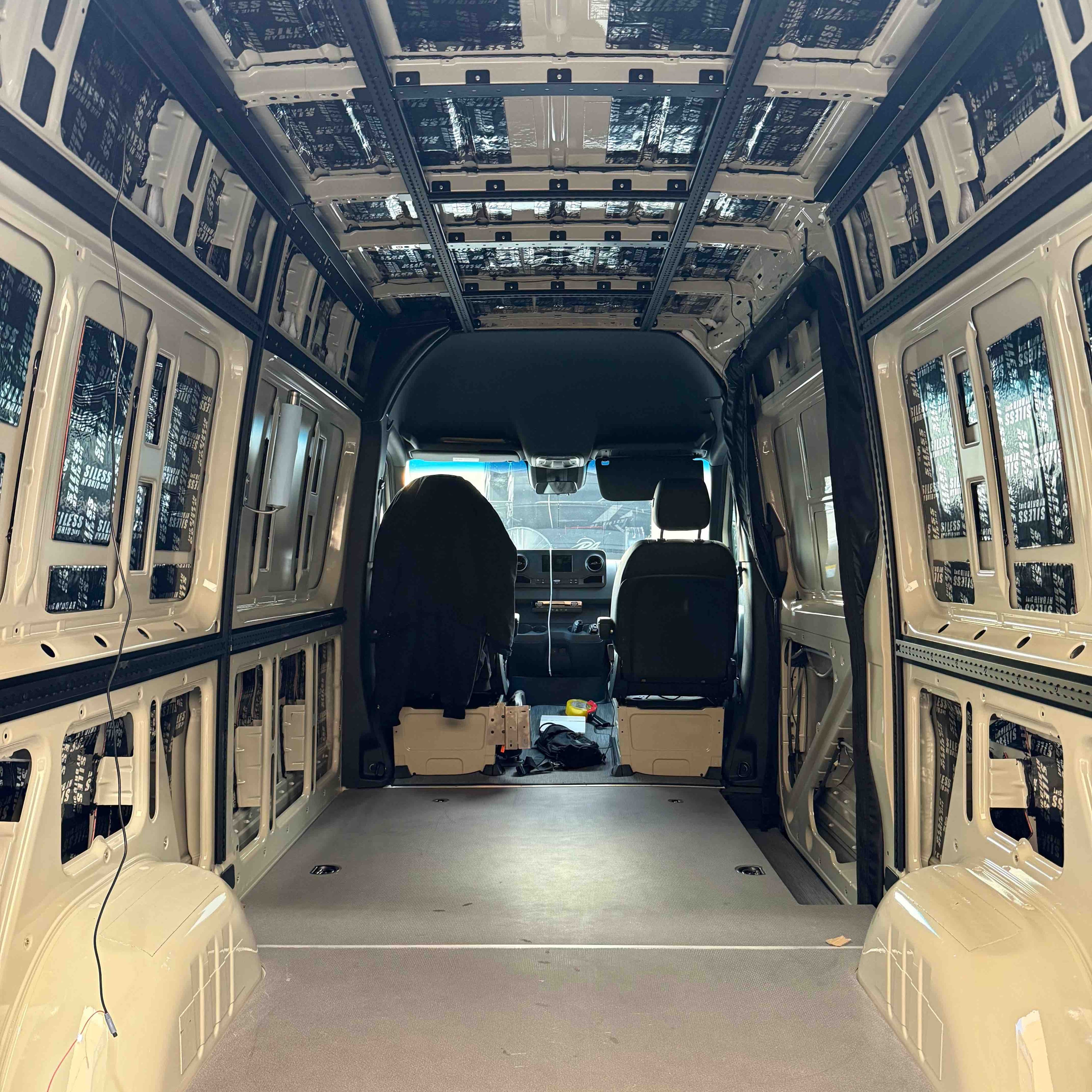 2007–Present Mercedes Sprinter 144 High Roof Wall and Ceiling Brace Kit – Powder-Coated Steel