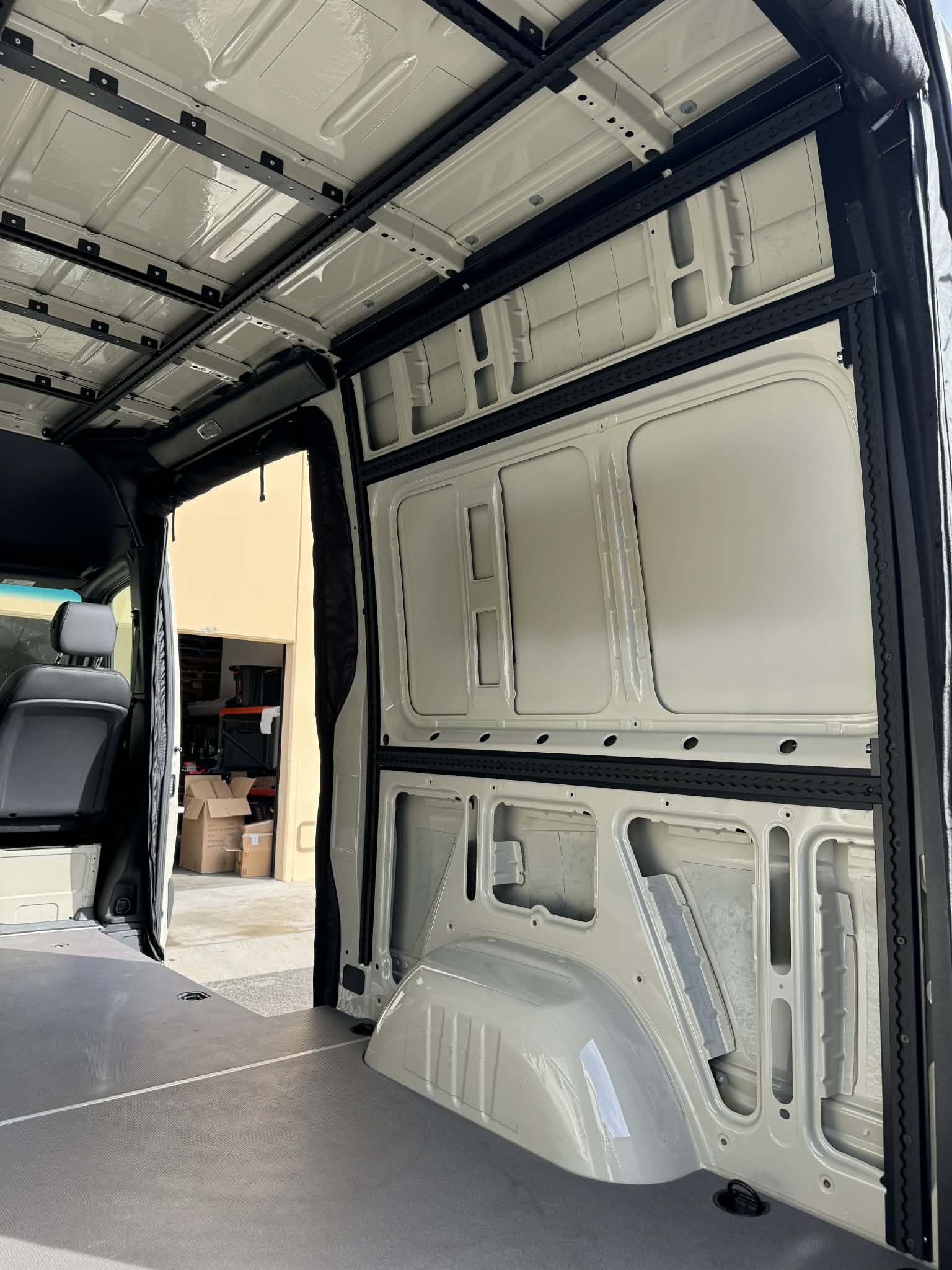2007–Present Mercedes Sprinter 144 High Roof Wall and Ceiling Brace Kit – Powder-Coated Steel