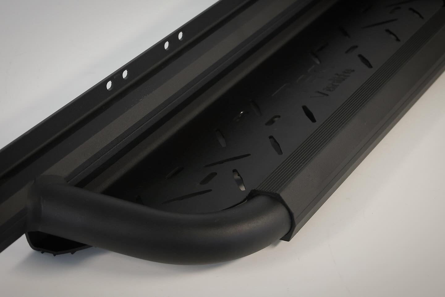 Sprinter Running Boards – Hexagon Series