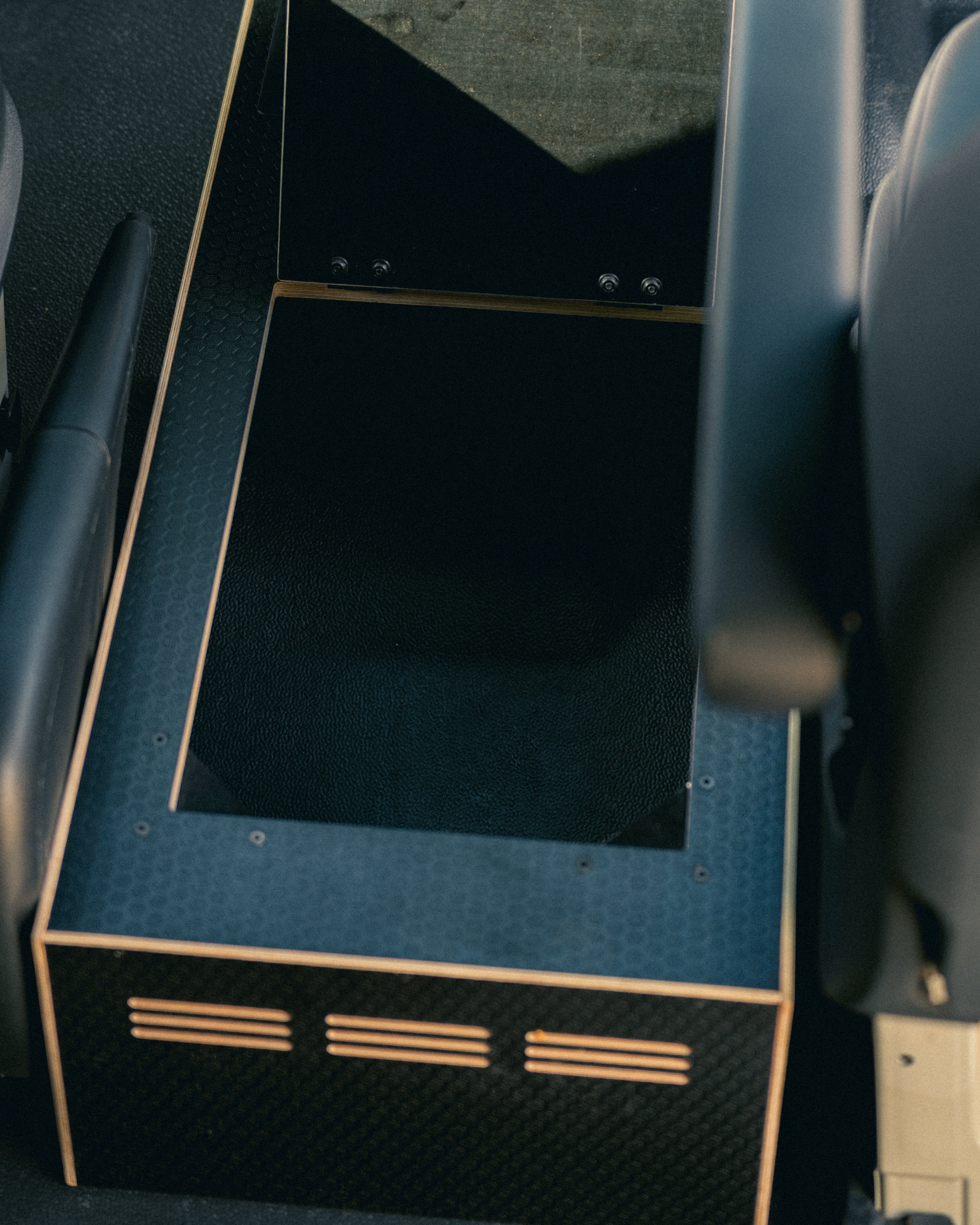 Sprinter Van Center Console Platform (Handbrake)