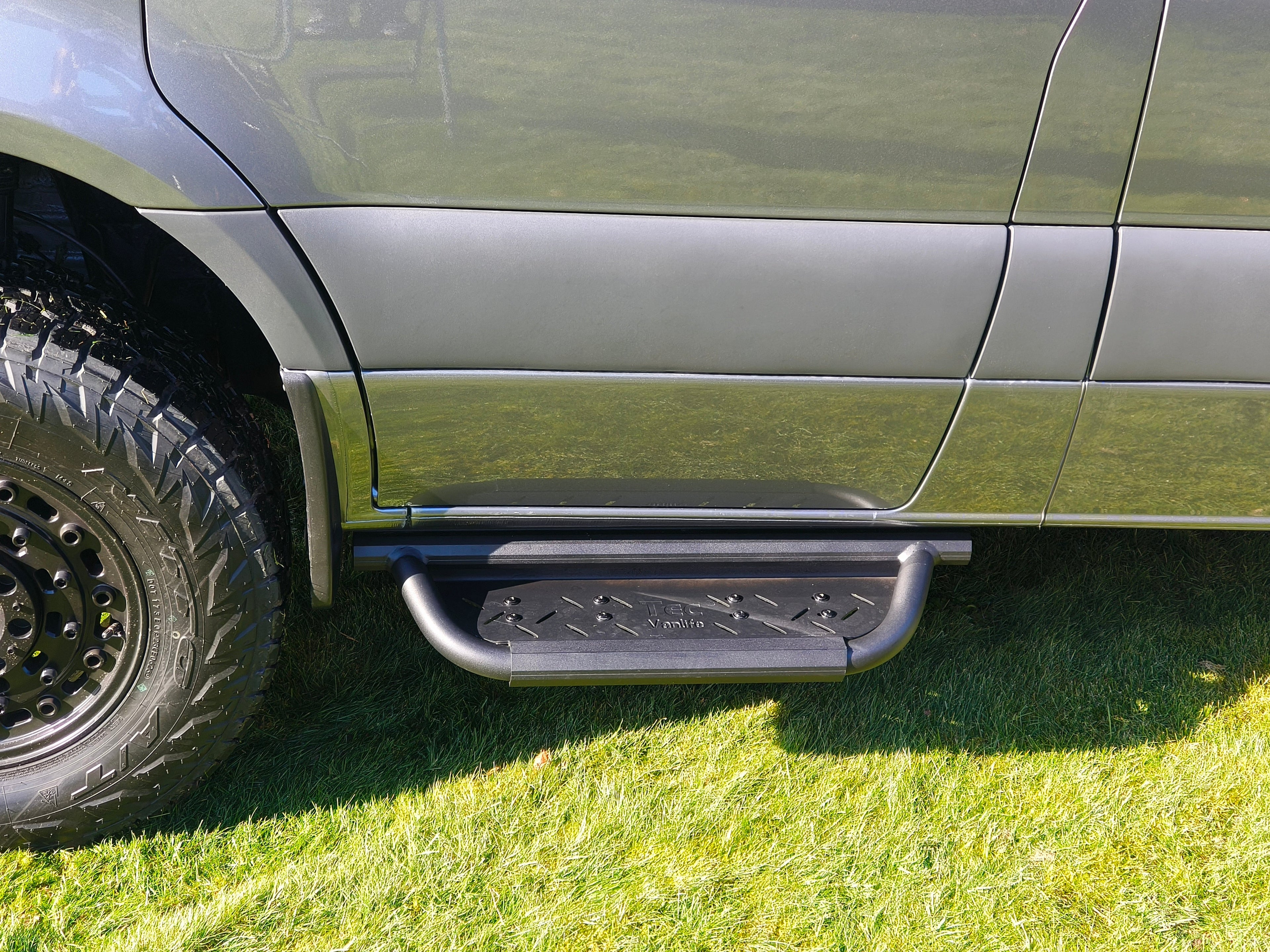 Sprinter Anti Slip Modular Drop Down Running Boards