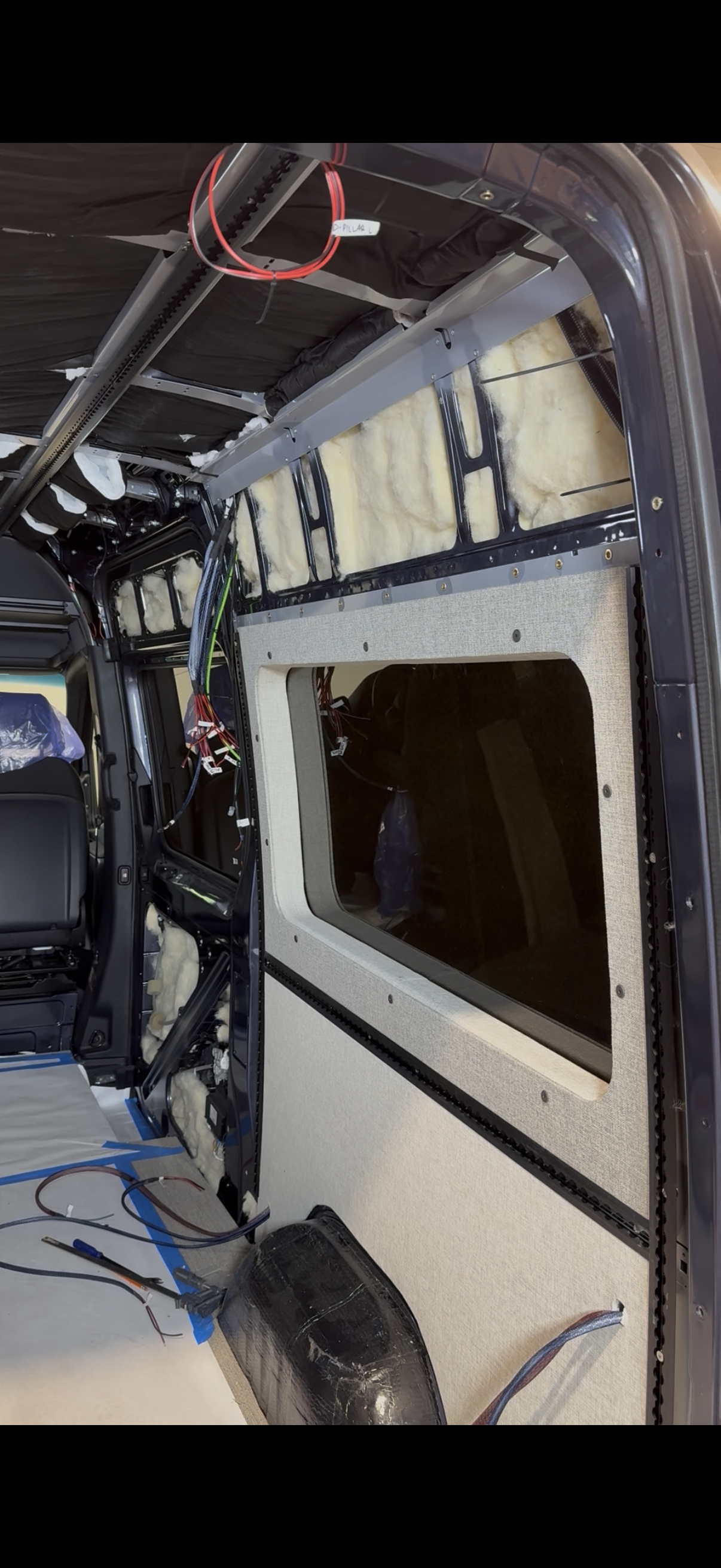 Sprinter 144 Innie Pocket Sleeper Pair (D2 and P2 Window Trim Rings)