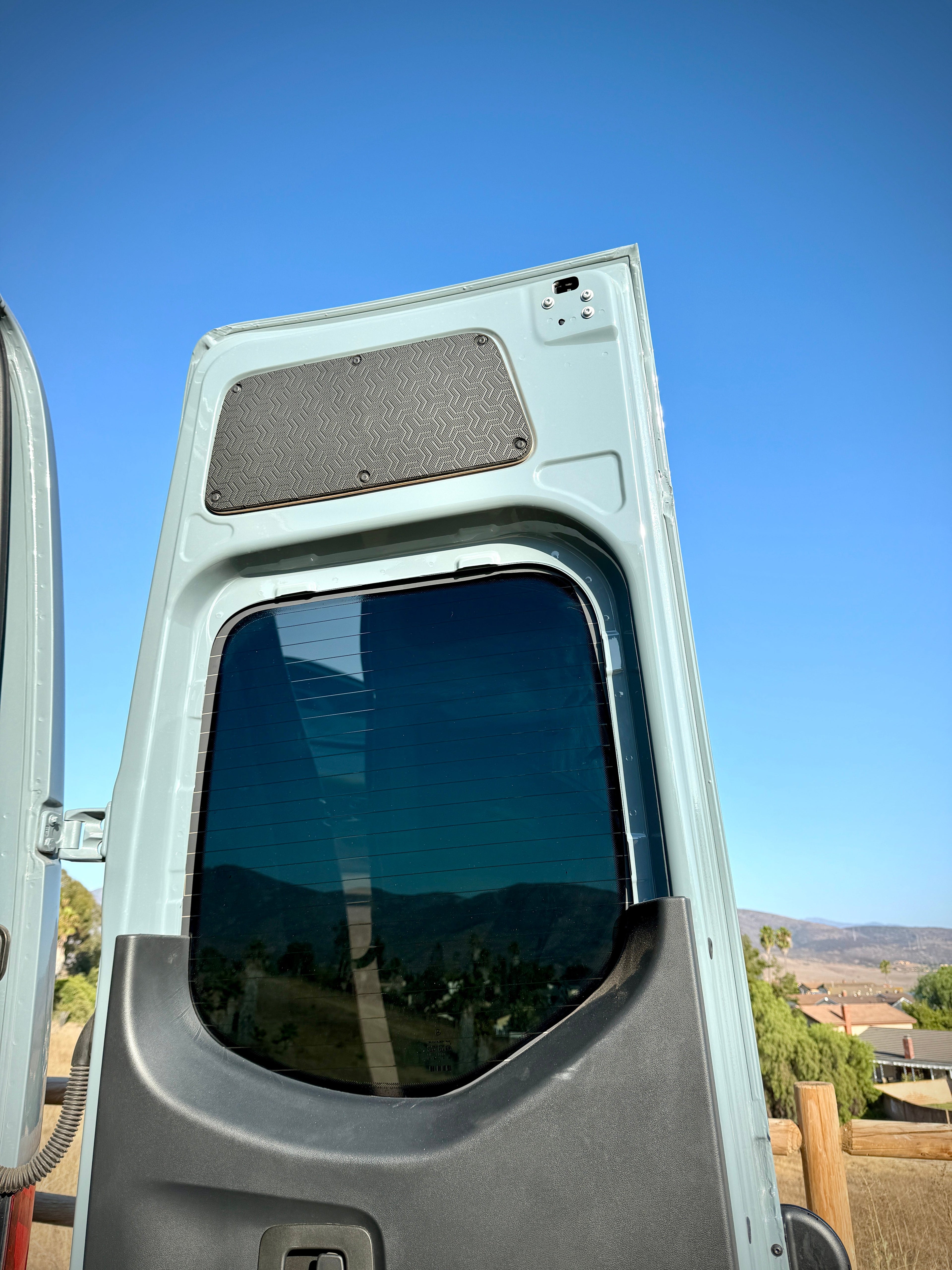Sprinter Rear Door Panels – Set of Tetrapod Design (2007+)