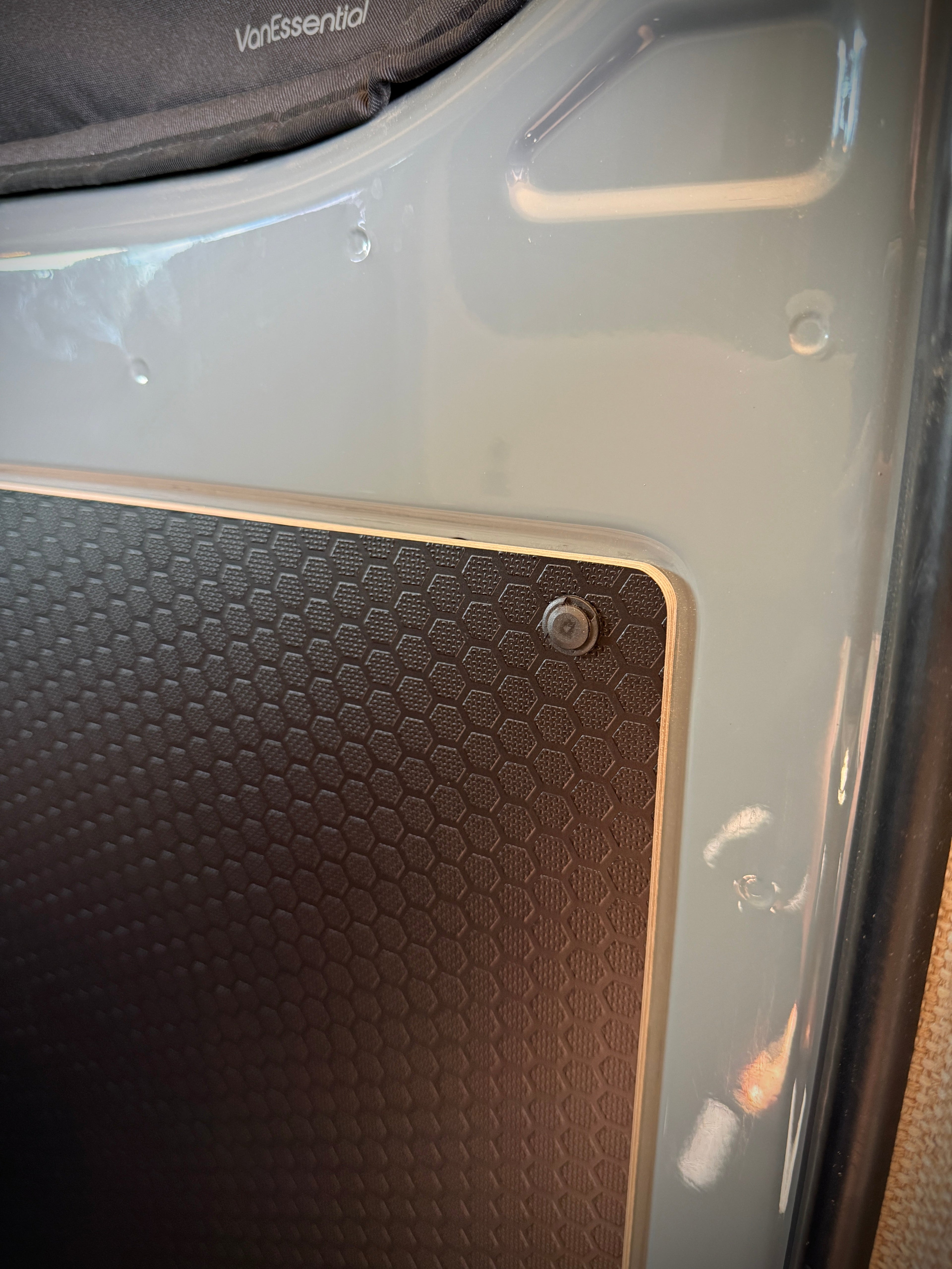 Sprinter Slider Lower Door Panel – Black-Hex (2007+)