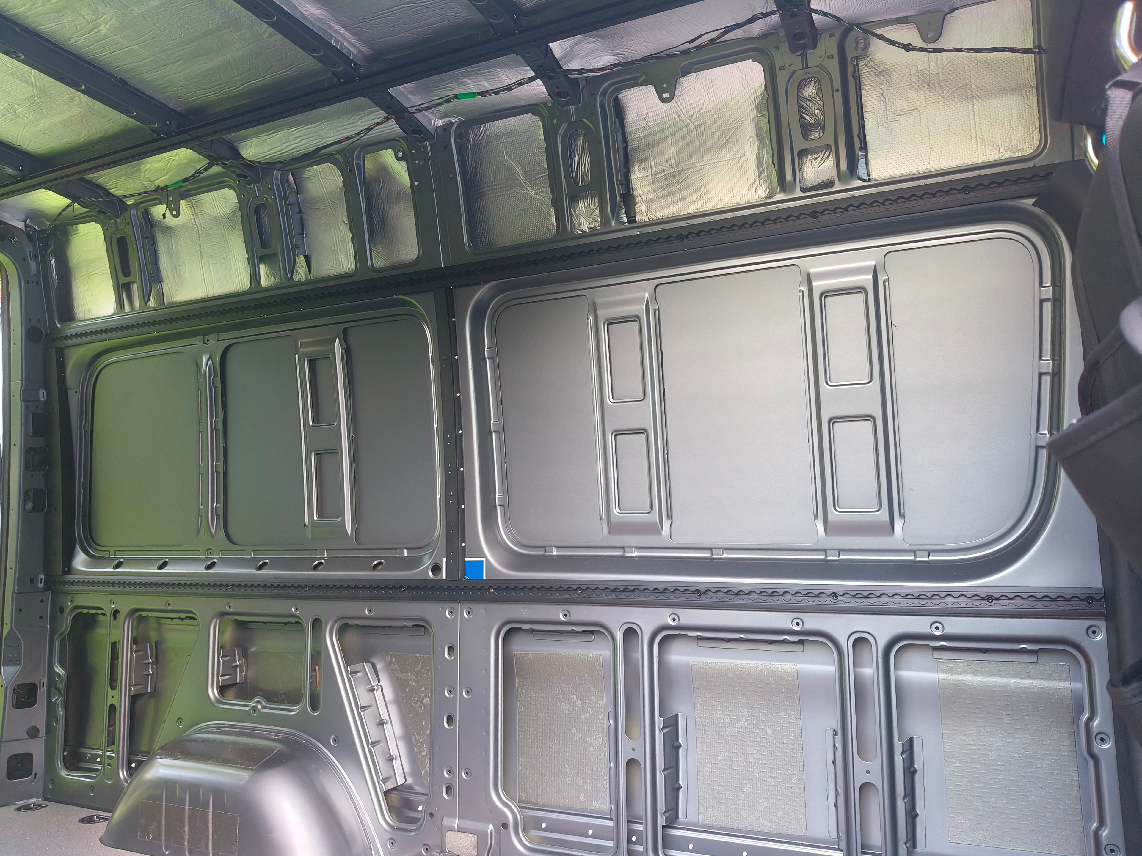 Sprinter Side Wall Mounting Plate & L-Track Kit