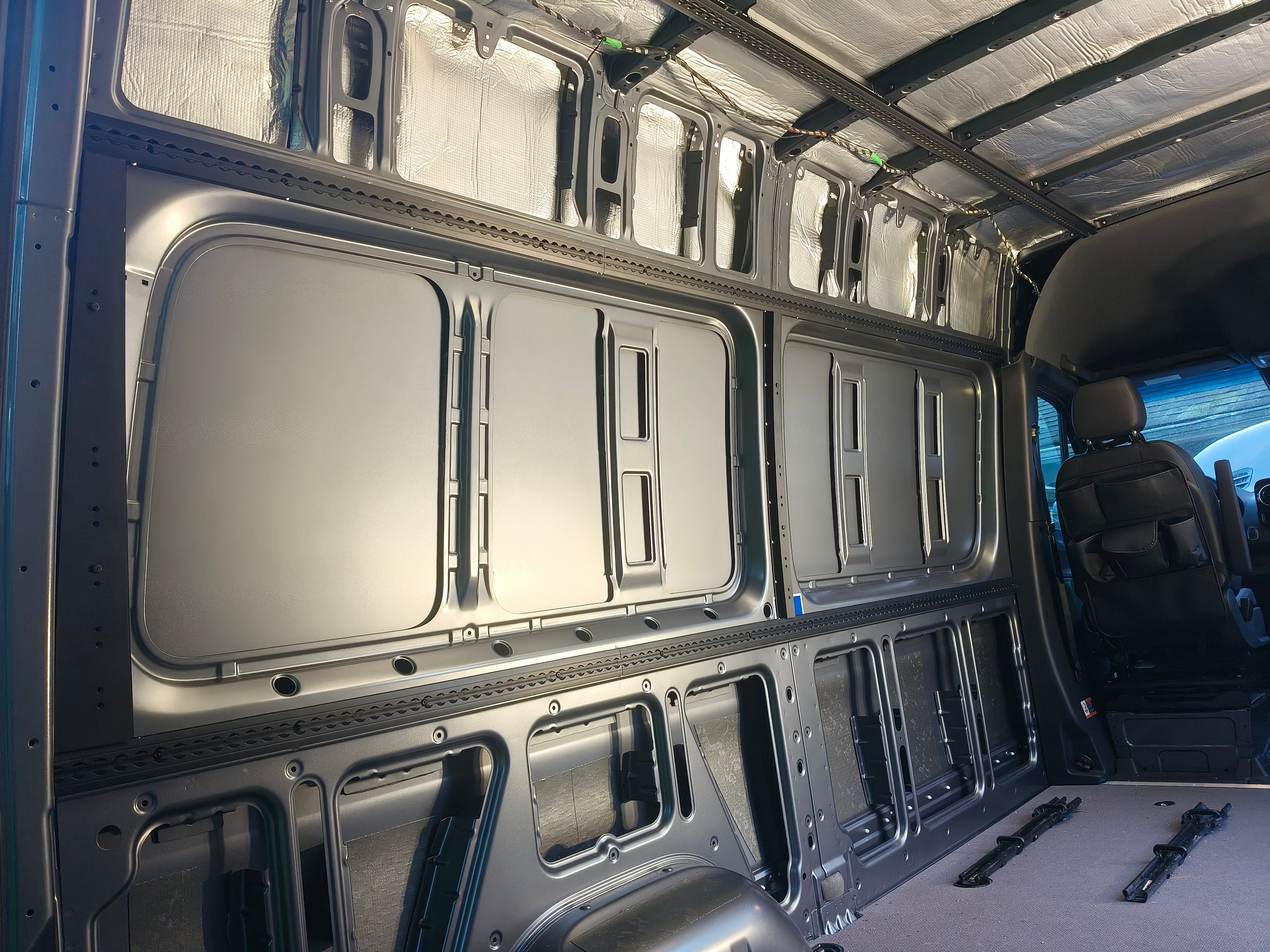 Sprinter Side Wall Mounting Plate & L-Track Kit