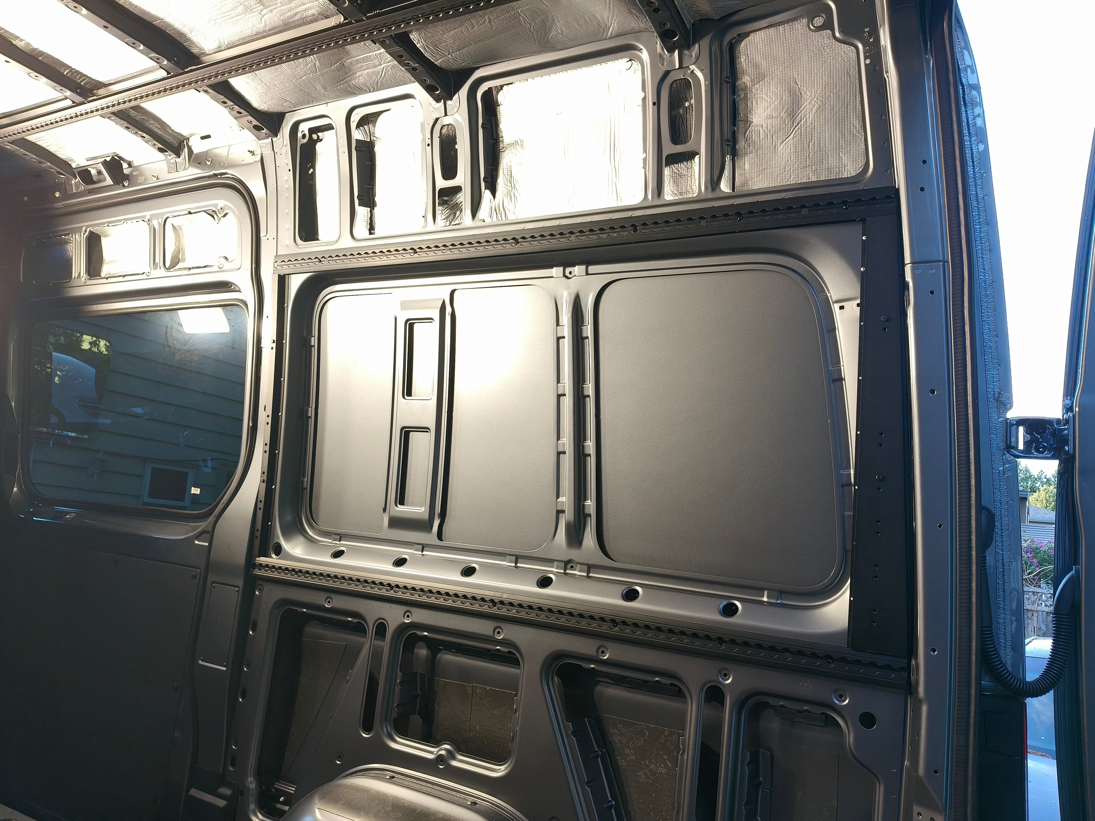 Sprinter Side Wall Mounting Plate & L-Track Kit