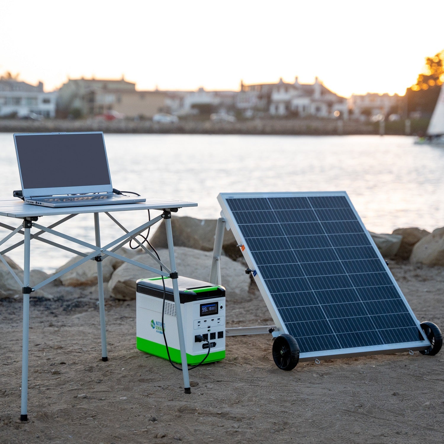 High Capacity Expandable Lithium 1800 Power Station