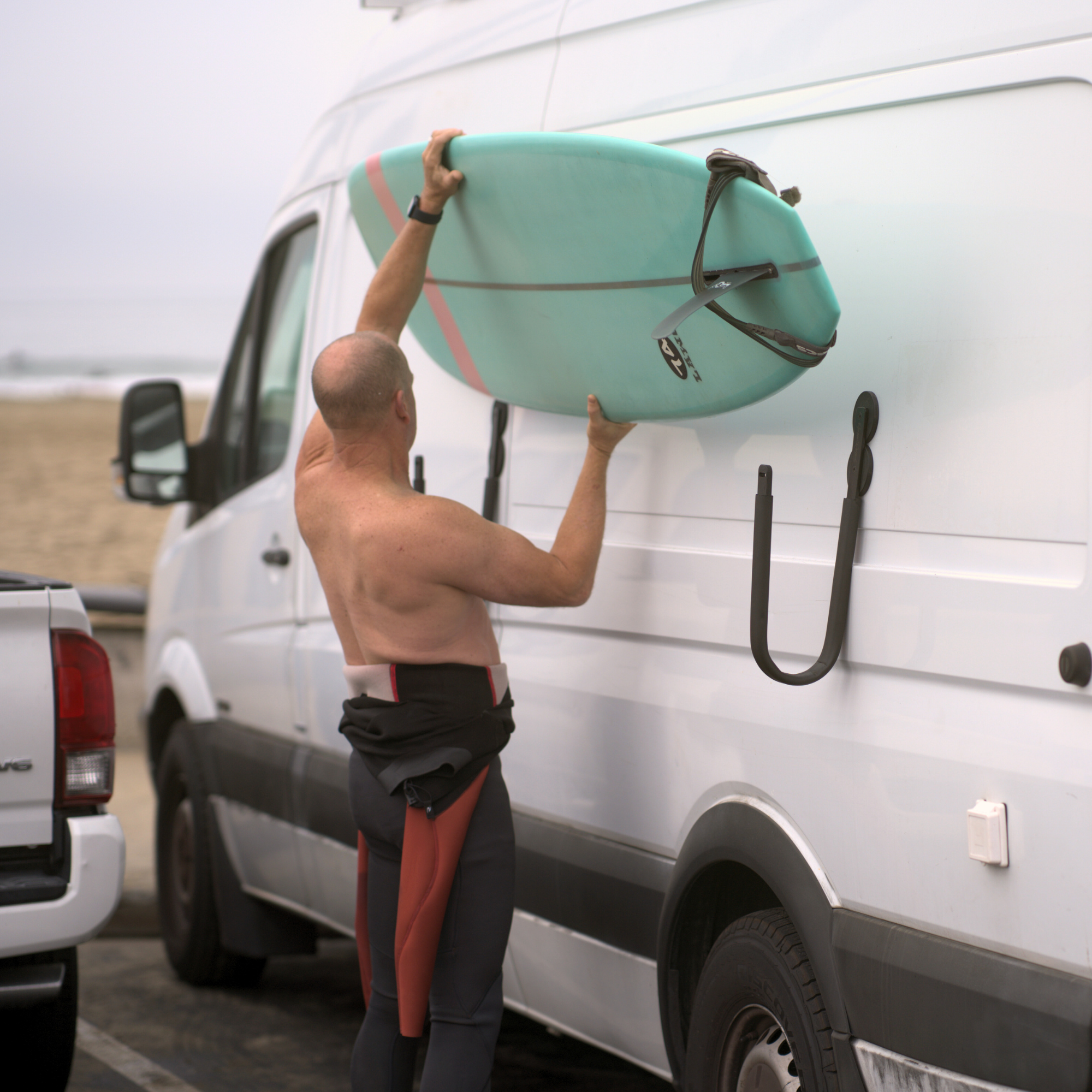 DohoDock™ | Magnetic Surfboard Stand