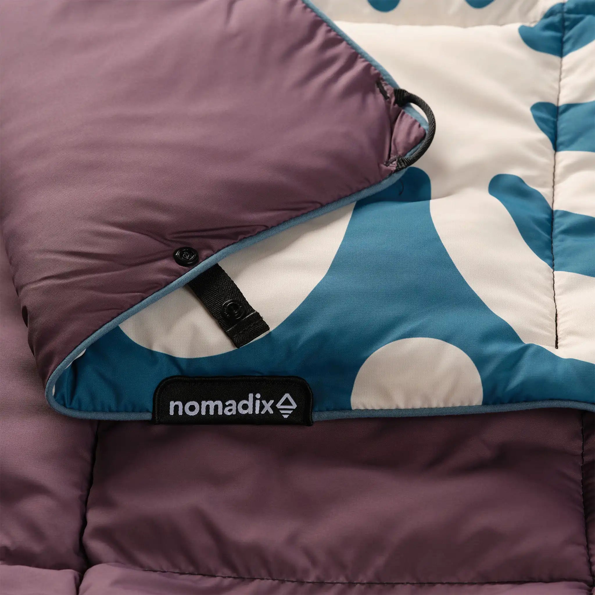 Graphene Puffer Blanket: Whirlpool Teal Ocean