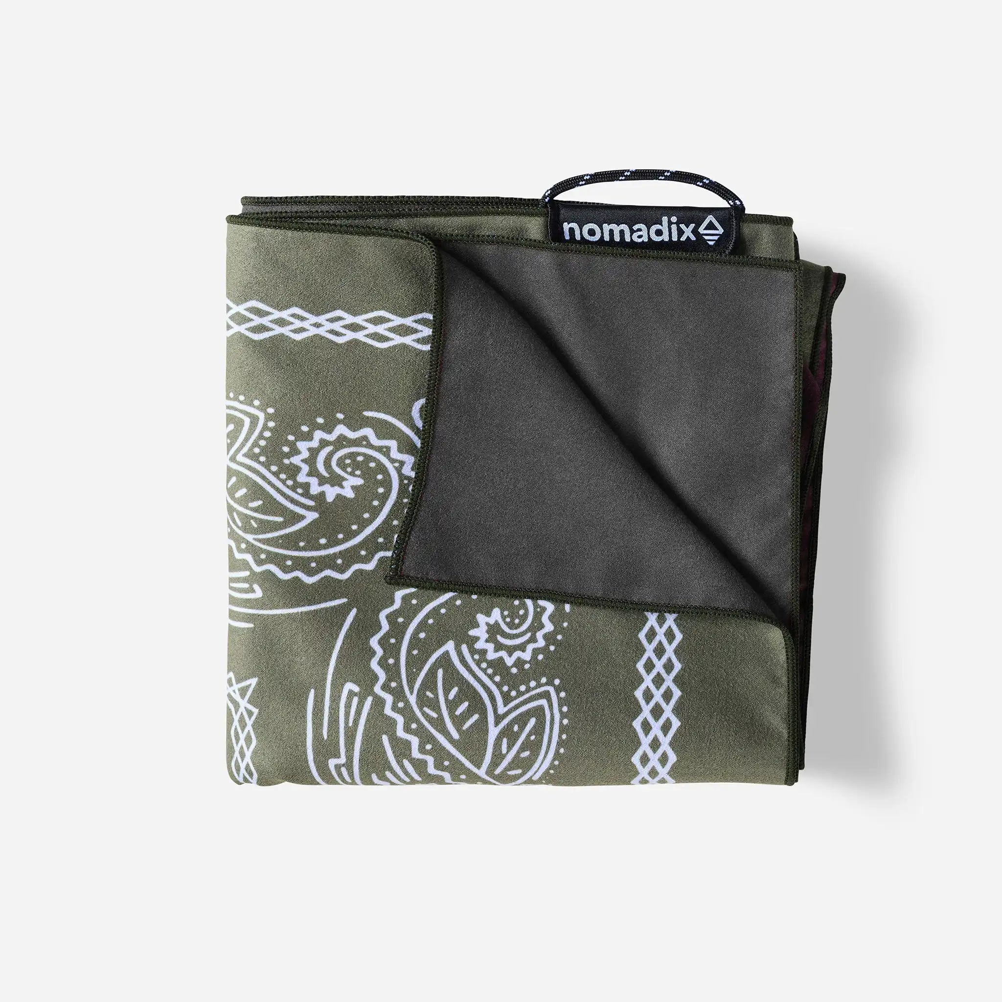 Ultralight Towel: Paisley Forest Green