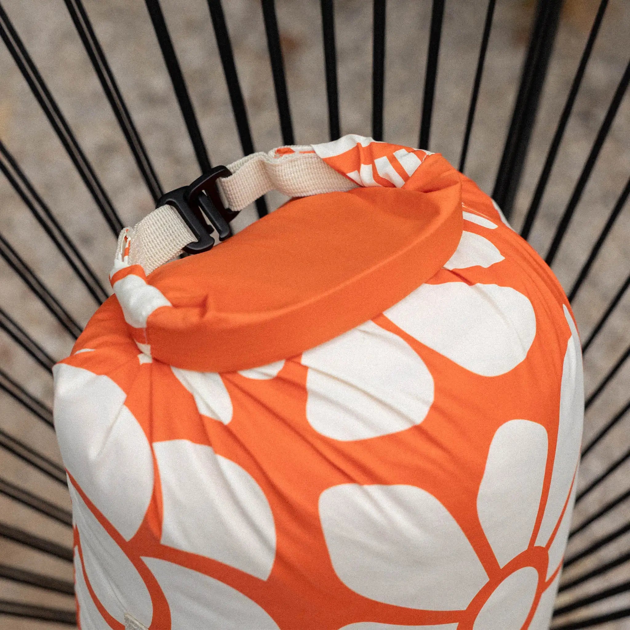Graphene Puffer Blanket: Big Flowers Expedition Orange