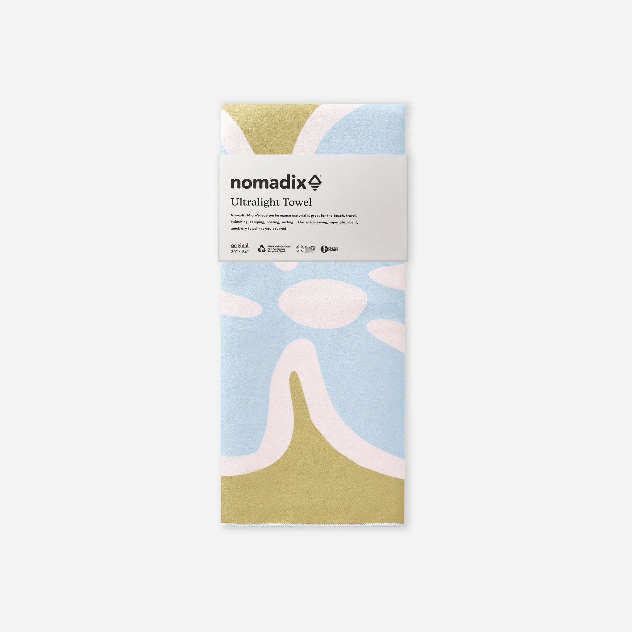 Ultralight Towel: Wild Flowers Meadow Green