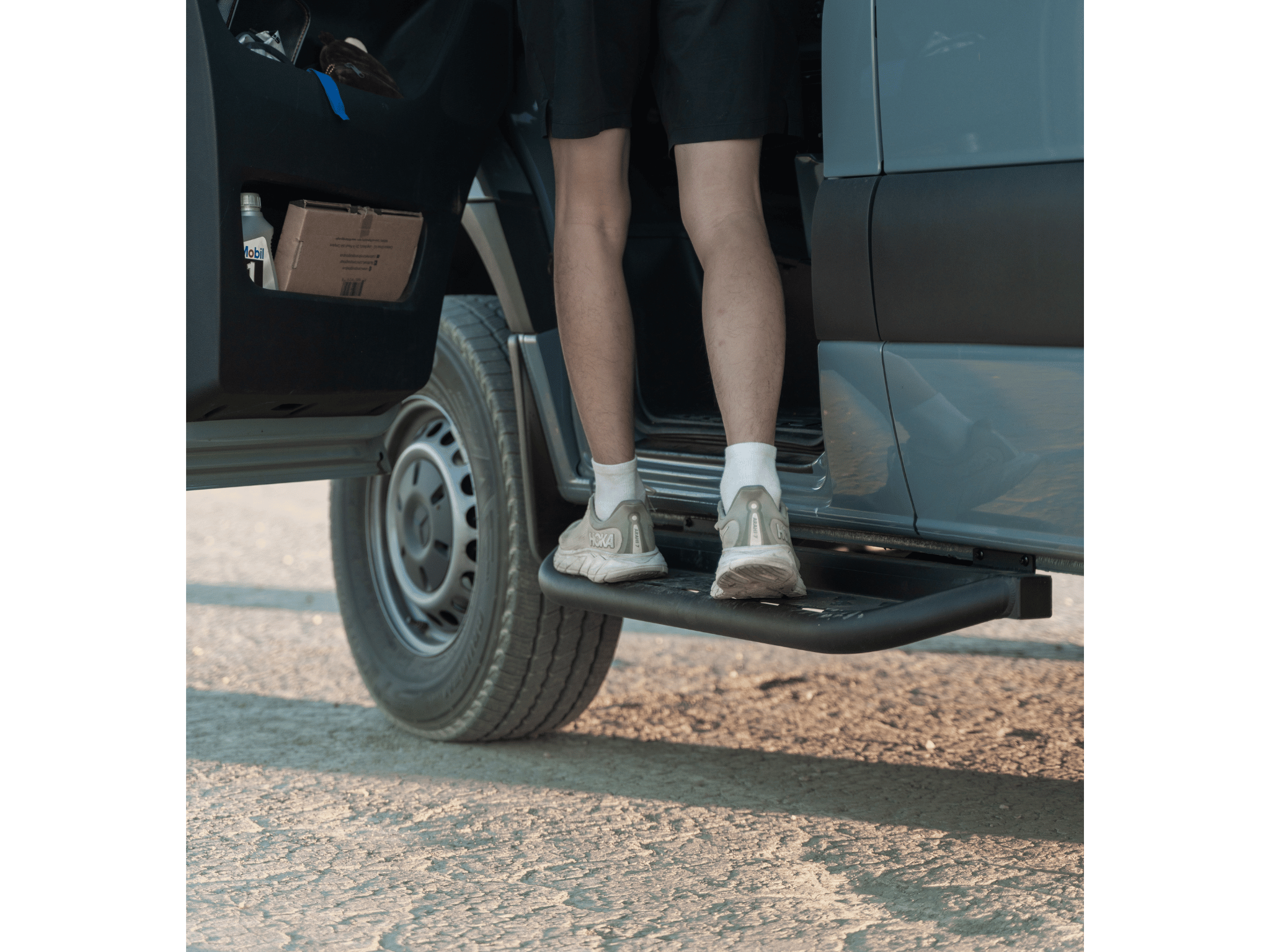 SPRINTER 144" SIDE STEPS