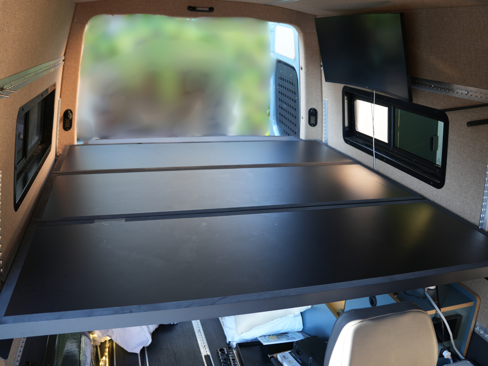 SPRINTER VAN PLATFORM BED SYSTEM