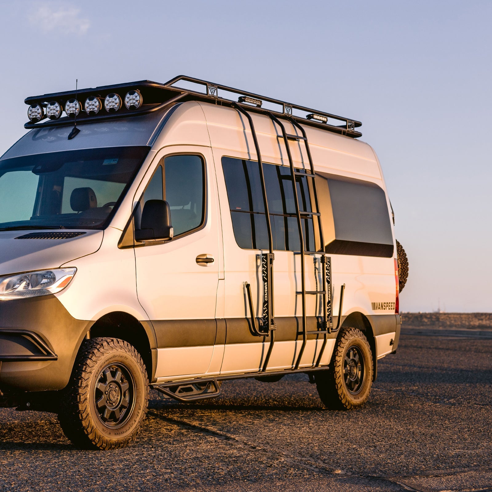 Sprinter Capsules Windowless - Only for 144 Wheelbase