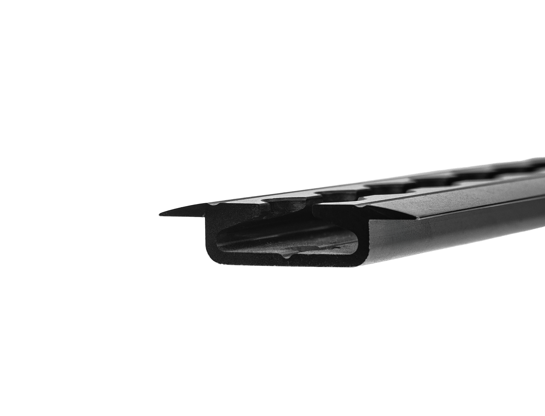 Flanged / Recessed L Track