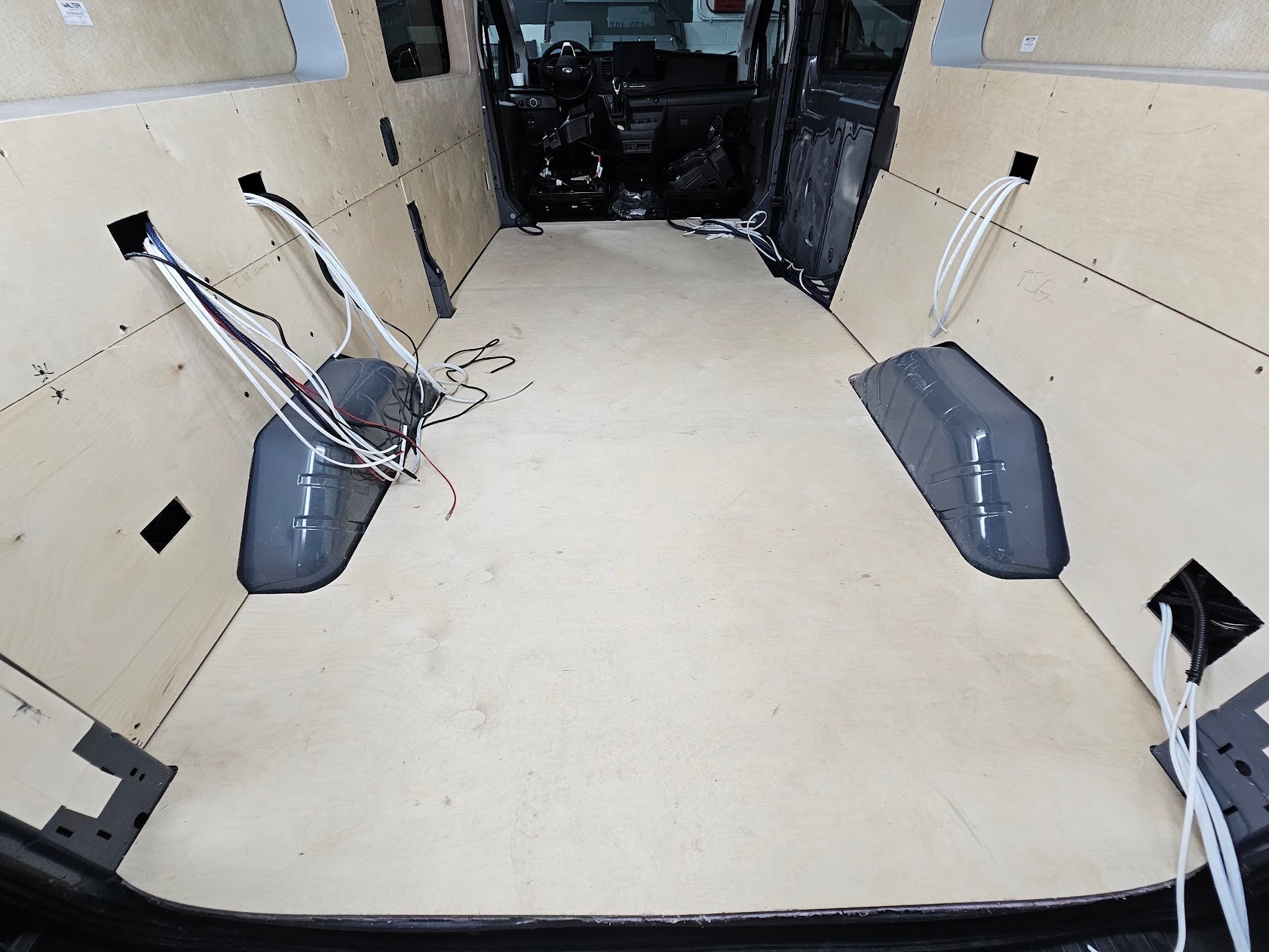 SPRINTER FLOORS