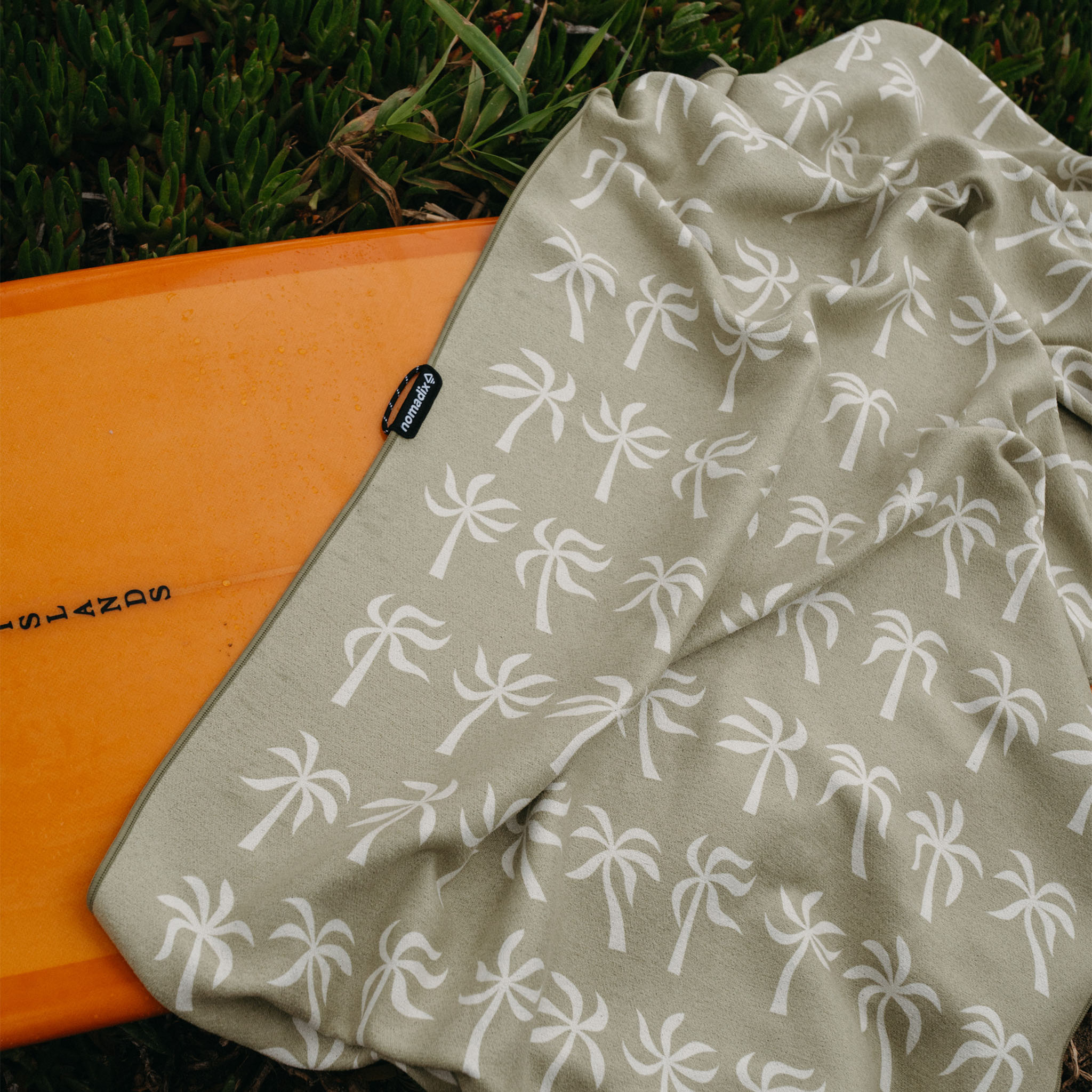 Original Towel: Breezy Palms Olive