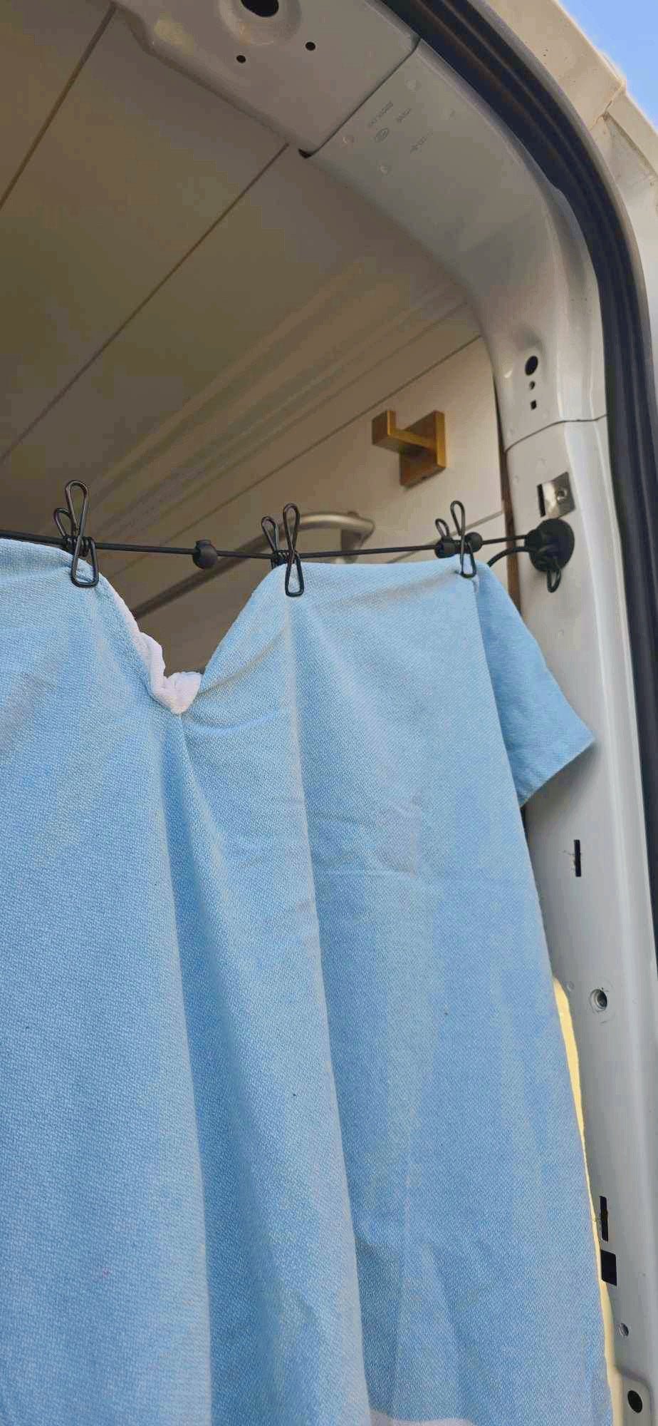 Travel Clothesline- Magnetic