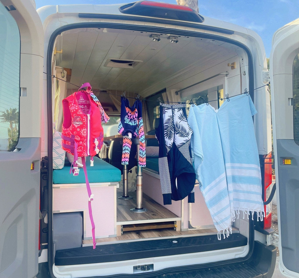 Travel Clothesline- Magnetic